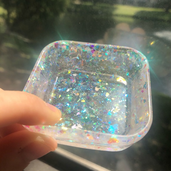 Aurora Rainbow Ring Dishes - Picture 11 of 17